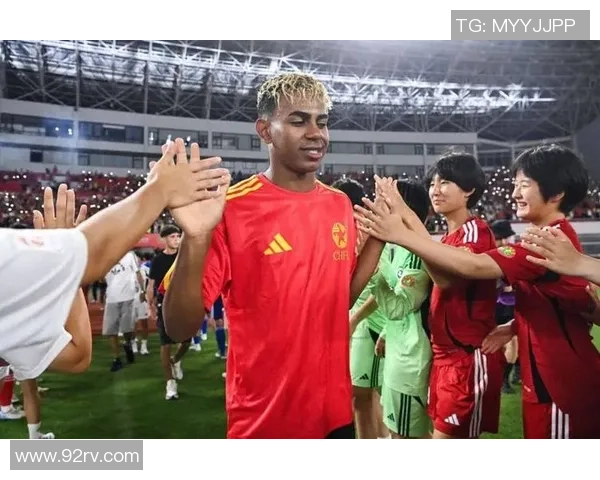 未来中国足球市场：哪些国际球星将继续开启中国行之旅