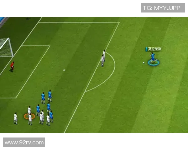 足球巨星代号解析：揭秘球场背后的英雄身份与传奇故事